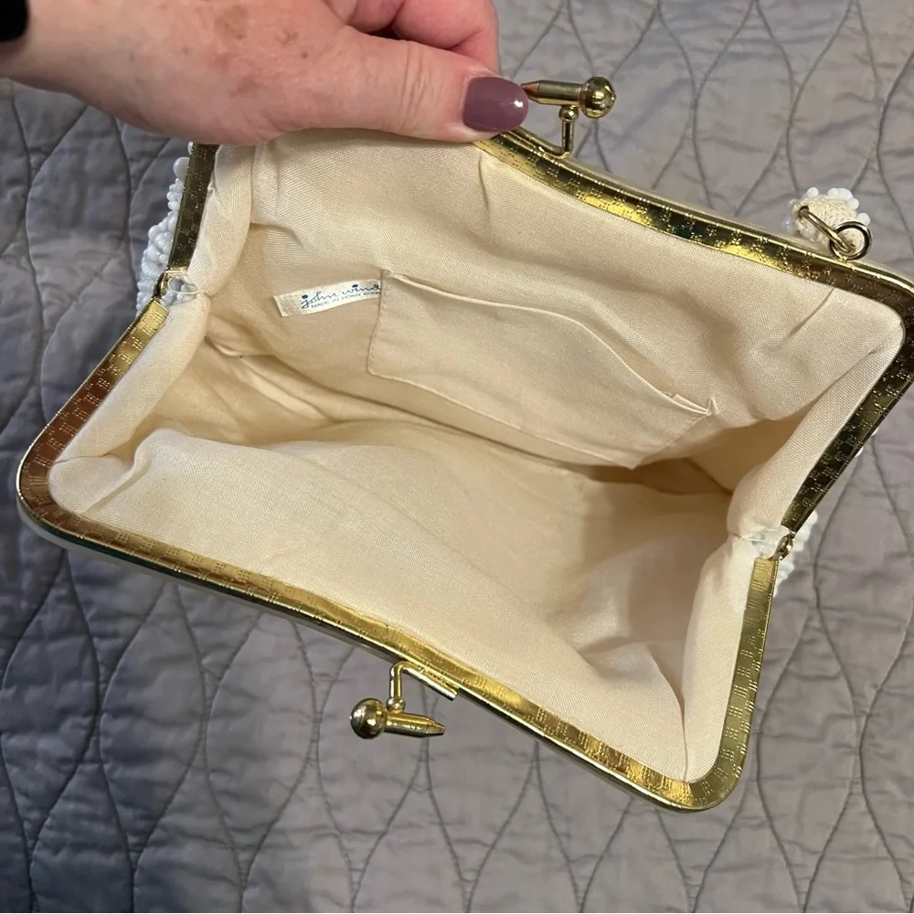VTG 8x11 Beaded Purse White Gold John Wind Hong Kong Bakelite Pearl - Picture 7 of 10